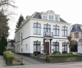 {{brizy_dc_image_alt imageSrc=